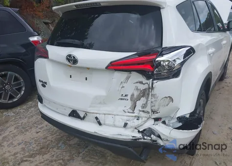2018 Toyota Rav4 Le z USA, uszkodzony, nr VIN JTMBFREV3JJ200673